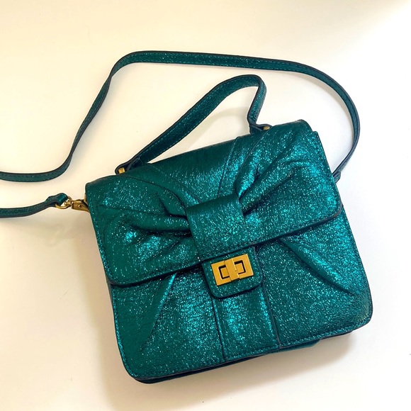 BETSEY JOHNSON metallic bow purse - Picture 1 of 6